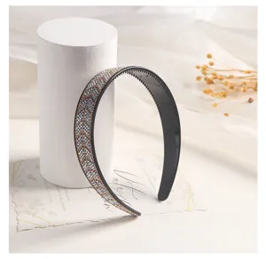 Elegant rhinestone fishbone headband sparkling crystal hair hoop for women fashion accessories