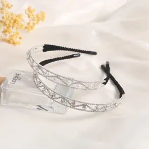 Elegant rhinestone and pearl double layer headband, chic alloy hair hoop for women and girls.