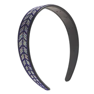 Elegant rhinestone chevron headband for women, sparkling crystal hair hoop for daily wear.