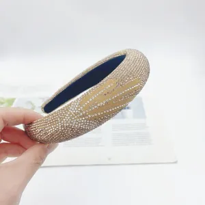 Elegane strass gevoerde haarband voor vrouwen, glanzend kristal brede haarhoofdband accessoire.