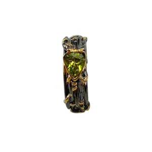 Anillo gótico bicolor vintage con piedra de circón triangular verde, joyería unisex