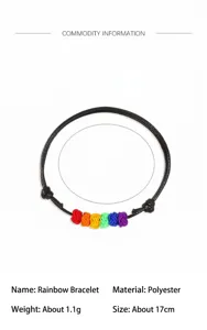 Dettagli del braccialetto arcobaleno intrecciato colorato in stile bohémien con ottima fattura.