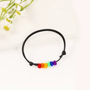 Bracciale intrecciato arcobaleno a sei colori in stile bohémien per donna, gioiello alla moda.