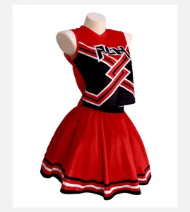 Completo cosplay da cheerleader rosso nero bianco con top corto e gonna plissettata