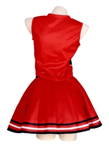 Completo da cheerleader rosso con un top smanicato e una gonna plissettata a righe.
