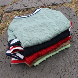 Gemütlicher Hundepullover für kleine Hunde Katzen, warme Winter Haustierkleidung mit Muster.