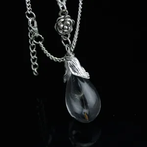 Collana con pendente a goccia in vetro seme di tarassaco stile bosco gioiello fiore