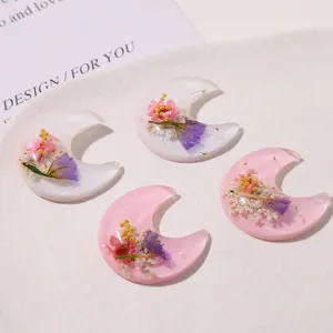 Epoxy resin crescent moon dried flower charms for DIY hair clips earrings phone case decor.