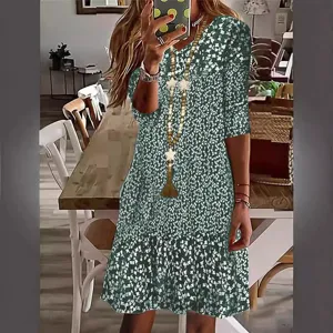 Women's green floral print 3/4 sleeve V-neck midi dress casual elegant daily wear style