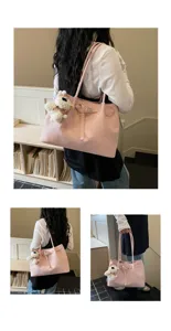 Bolso tote rosa minimalista coreano de gran capacidad con colgante para uso diario.