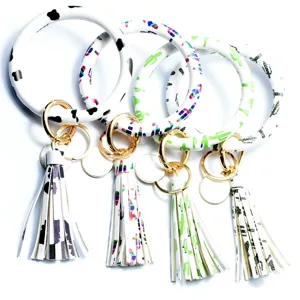 Portachiavi Bracciale in Pelle PU alla Moda con Anello da Polso e Nappa Ciondolo Stampa Carina Portachiavi per Donne