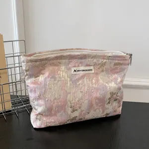 Neuer chinesischer Stil rosa Brokat Kosmetiktasche elegante Reißverschluss Tasche Damen