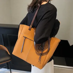 Fashion large capacity tote bag for women retro casual commute shoulder bag main view display