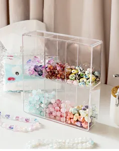Transparente Acryl Perlen Aufbewahrungsbox mit vielen Fächern für DIY Basteln und Zubehör.