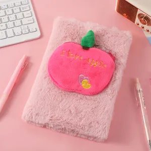 Rosa Pluesch Notizbuch mit suessem Apfel Muenztaeschchen Anhaenger fuer Schule neu.