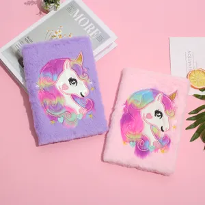 Taccuino in peluche soffice con unicorno, simpatico diario per studenti, copertina morbida.