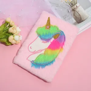 Simpatico taccuino diario in peluche rosa con criniera colorata, diario soffice per ragazze.