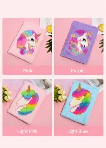 Süßes Plüsch Einhorn Notizbuch für Mädchen, bunter flauschiger Tagebuch Block für Schüler.