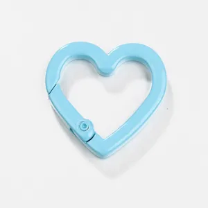 Moschettone a molla cuore azzurro lega portachiavi accessori fai da te vista dettaglio