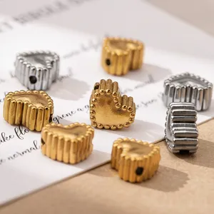 Perline cuore acciaio inossidabile piccolo foro braccialetto DIY ciondoli oro argento