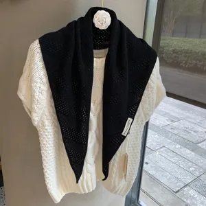 Pañuelo Triangular de Punto para Mujer Chal de Poliéster Suave Cálido Protector de Cuello Minimalista Estilo Coreano Elegante Accesorios