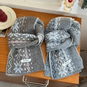 Sciarpa lavorata a maglia invernale con motivo a fiocco di neve, calda e spessa per donna.