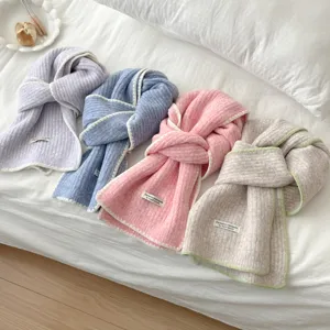 Cozy solid color knitted scarf with contrast trim, warm winter neck warmer for women and couples.