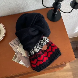 Écharpe d'hiver douillette en tricot jacquard cœur et flocon, tour de cou chaud et doux.