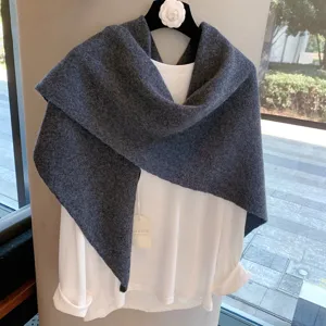 Australian 100% pure wool dark grey triangular shawl scarf for women winter warm versatile.