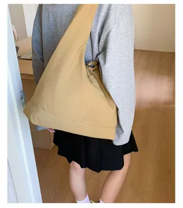 Detail shot of the large capacity casual shoulder tote bag in khaki, perfect for daily wear.