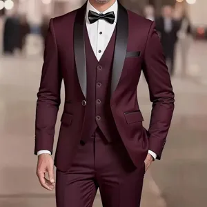 Vista dettagliata di un elegante abito tre pezzi da uomo bordeaux con collo a scialle nero.