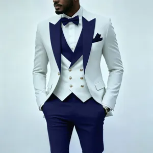Detailansicht des eleganten Herren 3-teiligen Anzugs mit weißem Sakko und blauer Weste.