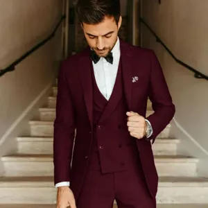 Burgundy men's three-piece slim suit wedding groom formal wear business suit set