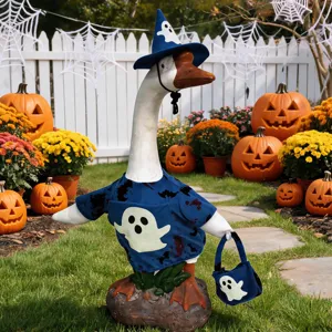 Costume da oca da portico di Halloween con cappello da strega motivo fantasma e vestito per giardino.