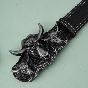 Hauptansicht des westlichen Cowboy-Punk-Ledergürtels mit Metall-Stierkopf-Schnalle