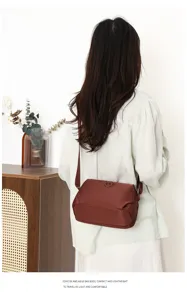 Lässige Damen Nylon Umhängetasche, leicht und kompakt, minimalistische Schultertasche Alltag.