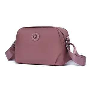 Modische Damen Freizeit Nylon Umhängetasche leichte minimalistische Schultertasche.