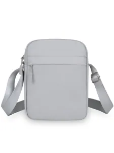 Minimalistische graue Damen Umhängetasche, leichte Freizeittasche für den Alltag.