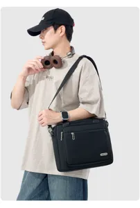 Elegante Herren Freizeittasche Umhängetasche für Alltag und Reise in Schwarz robust.