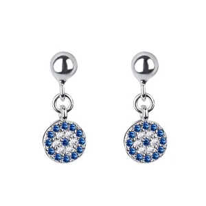 Pendientes de ojo turco con pernos de bola plateados y circonitas azules brillantes.