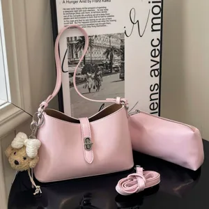 Women PU Leather Underarm Shoulder Bag Vintage Casual Crossbody Bag With Metal Lock And Bear Pendant Daily Handbag
