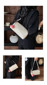 Dames vintage geweven cilindrische schoudertas casual okseltas met een leuke appelhanger