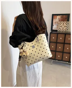 Women polka dot tote bag large capacity casual shoulder bag fashionable handbag commuter style