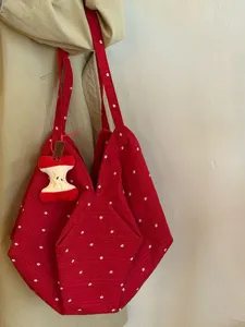 Bolso tote de lona con lunares y flores rojas estilo coreano detalle gran bolso de hombro