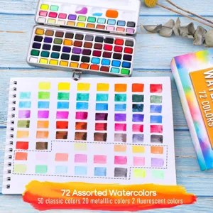 Draagbare 72-kleuren vaste aquarelverf set met metalen doos en kleurstaal papier voor kunstenaars.