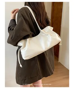 Women vintage slouchy large capacity shoulder bag casual crossbody tote handbag.
