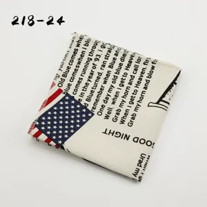 Heren retro geprint pochet, stijlvolle krantenpatroon zakdoek voor casual kleding en accessoires.