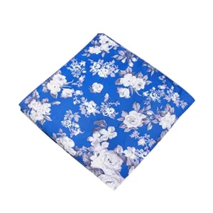 Blauwe katoenen pochet met bloemenprint voor heren, stijlvolle trouwzakdoek voor pakken.