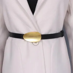 Ceinture en cuir pour femme avec grande boucles métallique ovale élégante pour robe