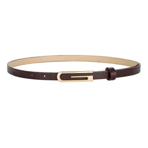 Delgada correa de cuero marron para mujer con hebilla dorada en G elegante para vestido y pantalon